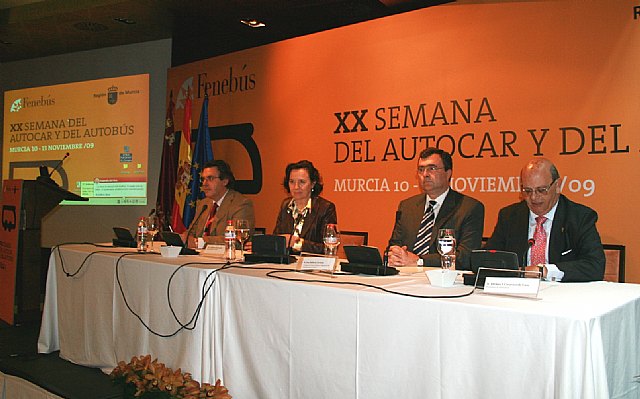 Concluye la primera exposición de autobuses ecológicos - 1, Foto 1