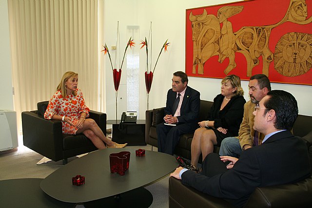 Reverte se reúne con los representantes de la Asociación Nacional de Guardia Civiles ´Marqués de Las Amarillas´ - 1, Foto 1