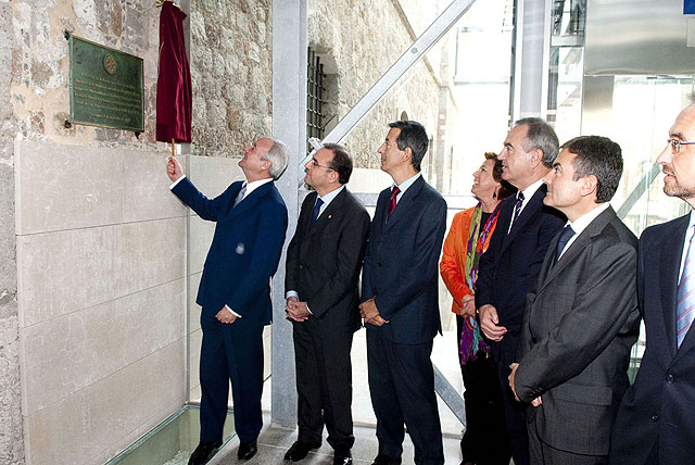 Inaugurado el nuevo edificio de la Facultad de Ciencias de la Empresa, en el antiguo CIM - 1, Foto 1