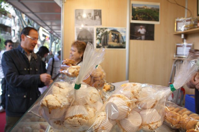 El Alcalde anima a descubrir lo mejor de la tradición artesana de Murcia en la Muestra que se inaugura hoy en Alfonso X - 3, Foto 3