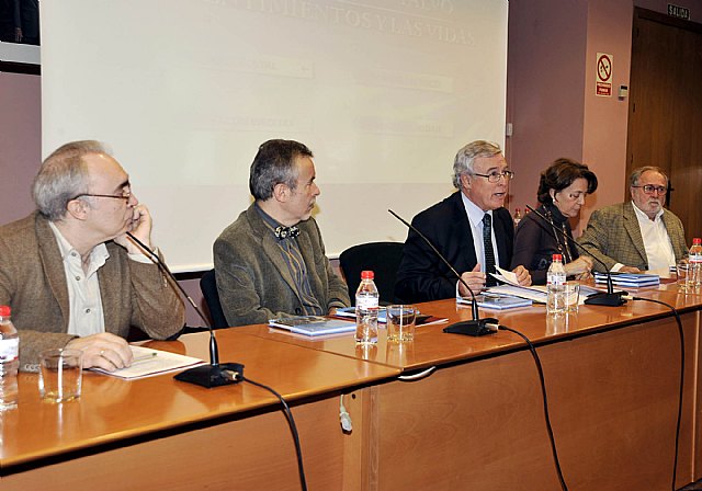 Un libro-documental repasa la trayectoria del novelista Pedro García Montalvo - 1, Foto 1