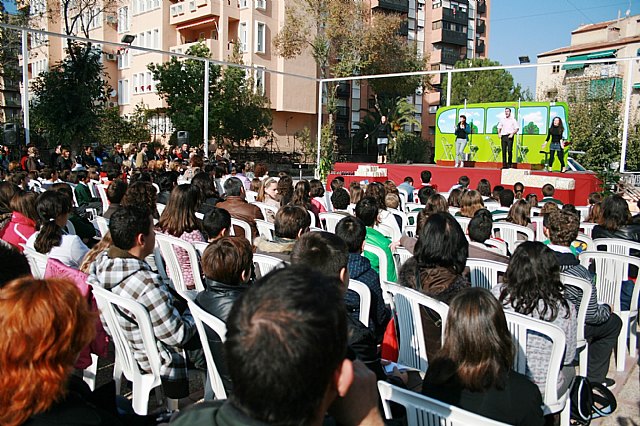 La Comunidad Autónoma premia a 160 escolares por sus trabajos sobre la utilización de las energías renovables en la Región - 1, Foto 1