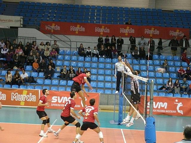 El UCAM Murcia al actual campeón, el CAI Voleibol Teruel - 1, Foto 1