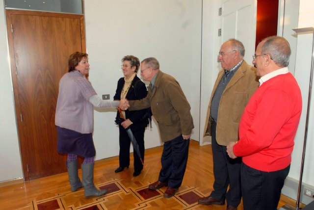 La rehabilitación del apeadero de Barrio Peral podría incluirse en el proyecto de la nueva Vía Verde - 1, Foto 1