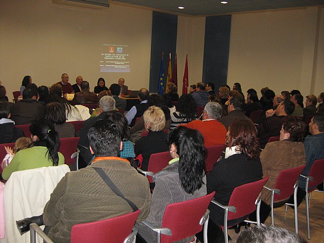 Más de mil personas se forman en el Centro de Recursos para la Formación y el Empleo de Alquerías - 1, Foto 1