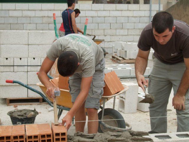 El Albergue cumple un año - 1, Foto 1