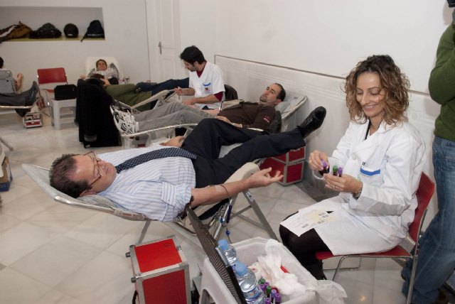 El entrenador del Cartagena y el concejal de Sanidad se estrenan como donantes - 4, Foto 4