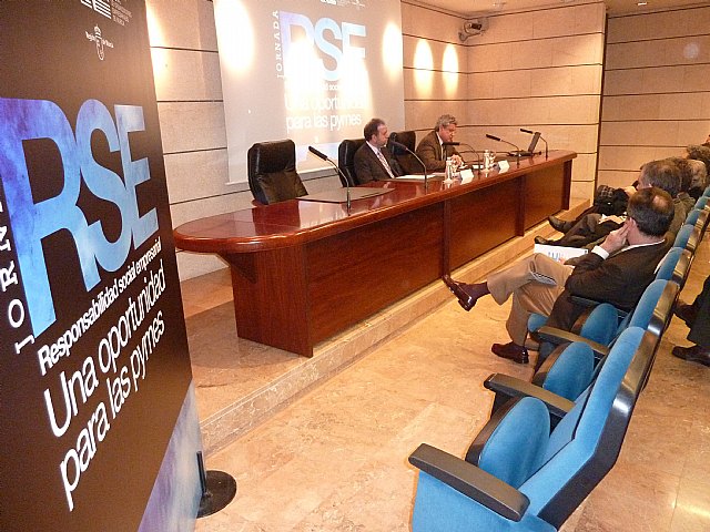 Eduardo del Pueyo (CEOE): “Hay empresas que hacen RSE y no lo saben” - 1, Foto 1