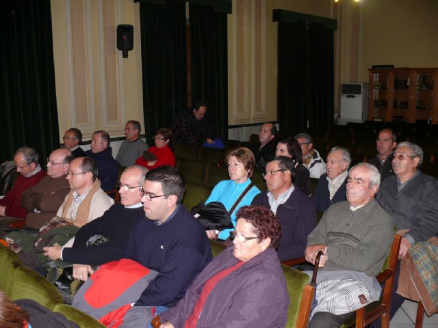 El Pleno extraordinario, aprueba, por unanimidad, las alegaciones al estudio informativo de la autovía del Norte - 2, Foto 2