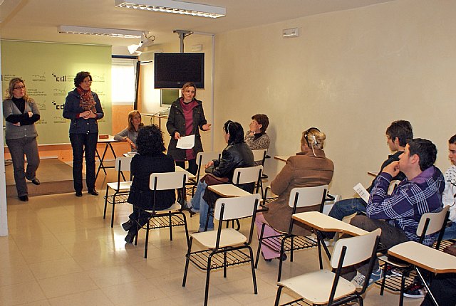 Puerto Lumbreras pone en marcha el Aula Ocupacional para la prevención y control de absentismo escolar durante 2010 - 1, Foto 1