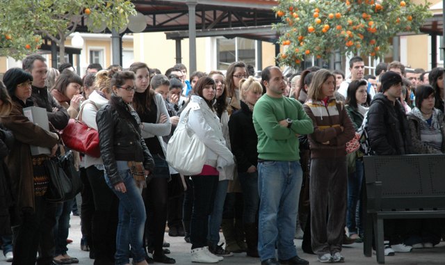 La UCAM realiza un minuto de silencio por las víctimas del terremoto de Haití - 1, Foto 1