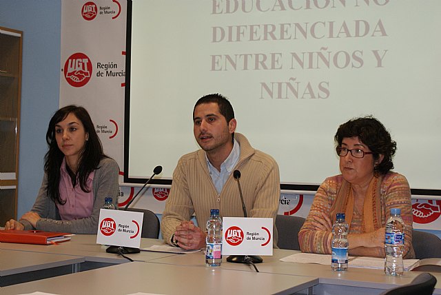 FETE -UGT Región de Murcia demanda a la Consejería de Educación por destinar dinero público a dos colegios privados-concertados - 2, Foto 2