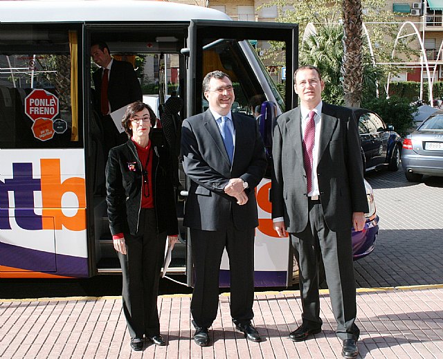 La Comunidad aumenta en más de 5.800 las plazas con cinturones de seguridad en autobuses escolares de la Región - 2, Foto 2