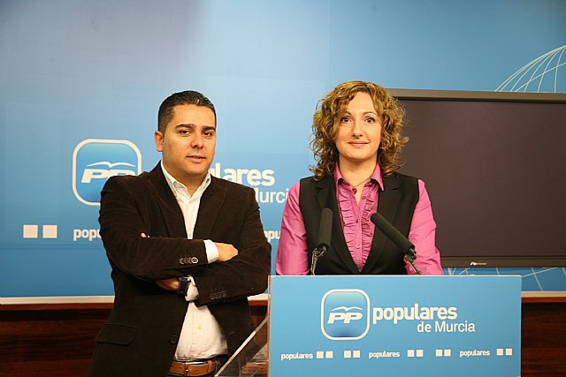 El PP denuncia el “absoluto fracaso” de la política de inmigración de Zapatero - 1, Foto 1