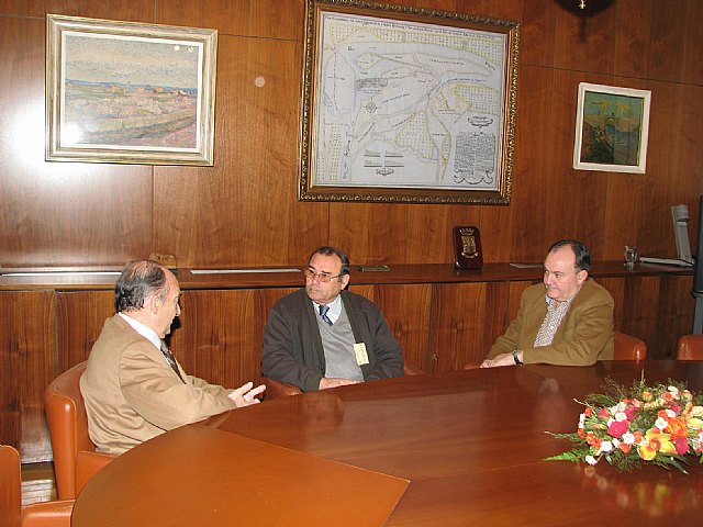 La CHS estudia promover junto a las Peñas Huertanas de Murcia los valores de la Huerta - 1, Foto 1