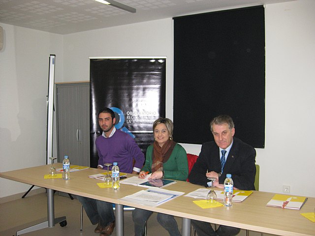 El Instituto de la Juventud presenta una guía para la atención y promoción de la población joven - 1, Foto 1