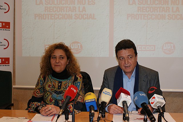 UGT y CCOO convocan a la ciudadanía murciana a participar en la manifestación en defensa de las pensiones del próximo 5 de marzo - 1, Foto 1