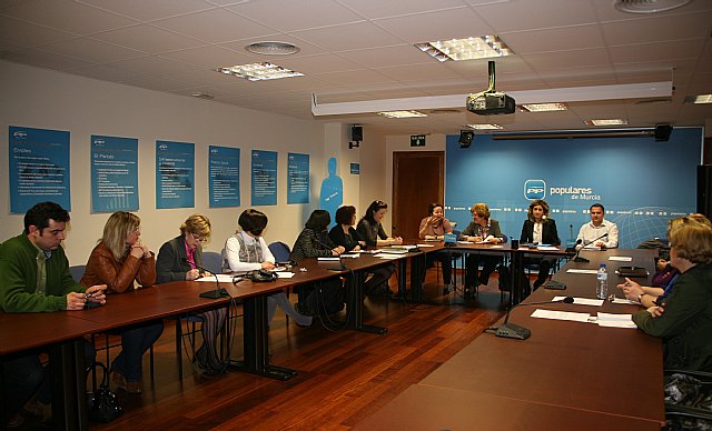 El PP presentará iniciativas para acabar con la discriminación salarial - 1, Foto 1