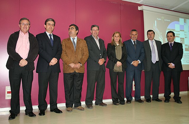 La Comunidad Autónoma crea una plataforma de administración electrónica para los ayuntamientos - 2, Foto 2