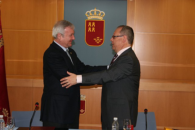 El jefe del Ejecutivo murciano recibe al Cuerpo Consular en la Región de Murcia - 2, Foto 2