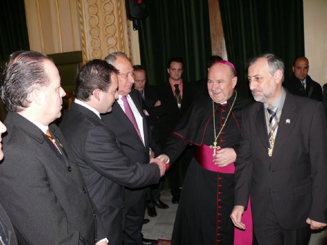 El arzobispo de Zaragoza, Manuel Ureña Pastor pregonó  la Semana Santa de Jumilla - 2, Foto 2