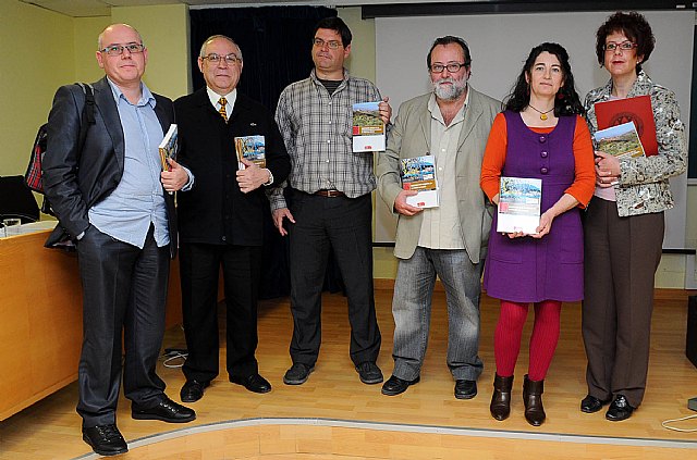 EDITUM publica dos libros sobre medio ambiente - 1, Foto 1