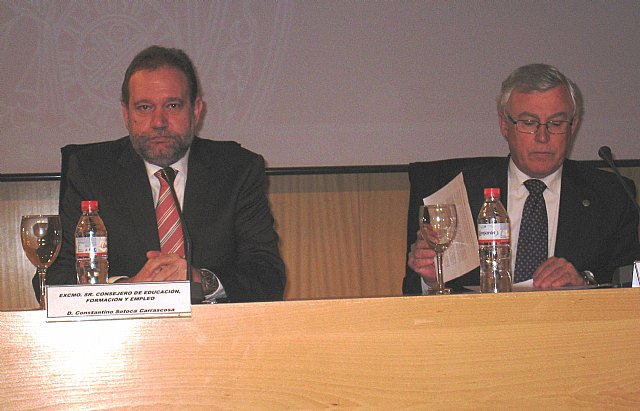 Alumnos de Bachillerato exponen sus trabajos en el primer Congreso de Investigadores Junior - 1, Foto 1