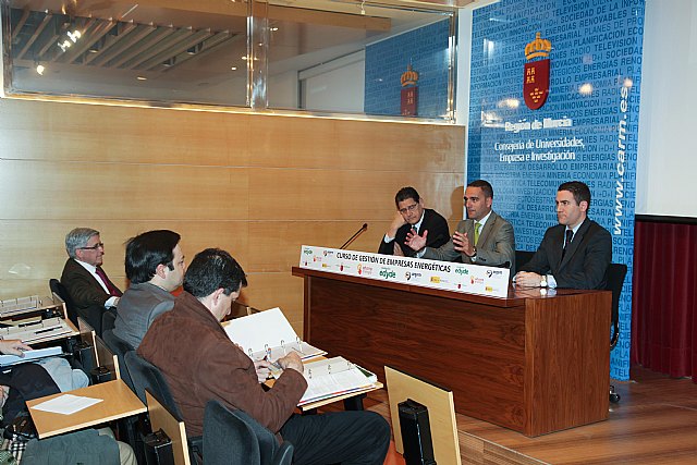 Seleccionados 35 técnicos y emprendedores de 85 aspirantes a realizar el curso de Gestión de la Empresa Energética - 1, Foto 1