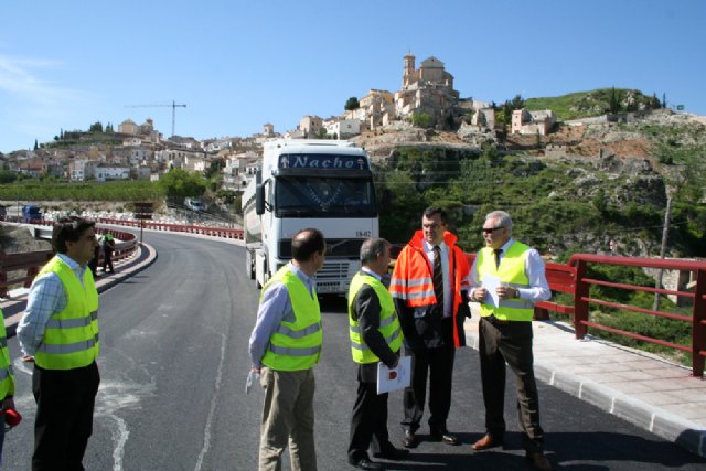 El nuevo Puente Santo supera con éxito la prueba de carga - 1, Foto 1