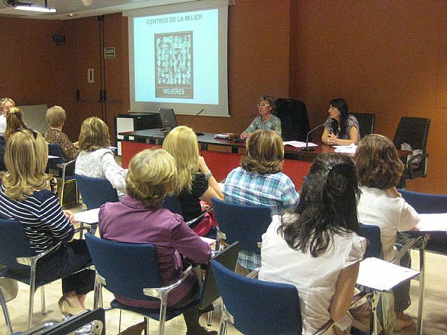 Nueva edición del curso de formación para los equipos directivos de los centros de la mujer del municipio - 2, Foto 2