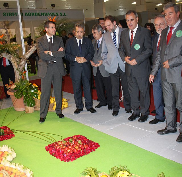 Cerdá  destaca que la agricultura es un sector bastante receptivo a la incorporación de las nuevas tecnologías - 2, Foto 2