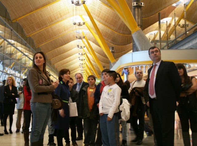 Más de 500 escolares de 74 colegios de la Región ya han participado en el ‘Aula Aérea’ - 2, Foto 2