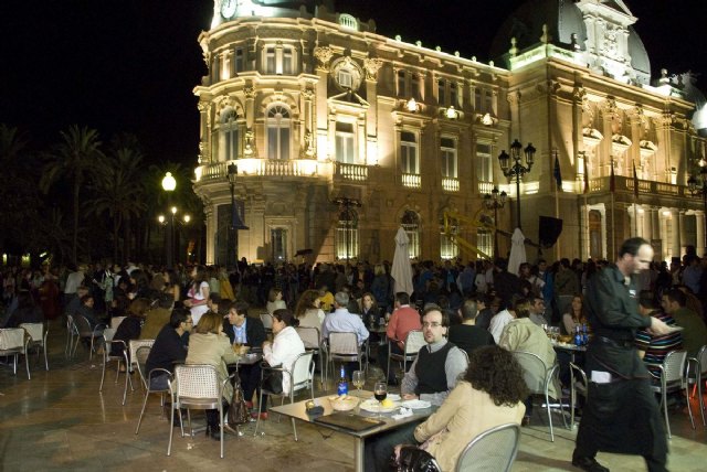 La Noche de los Museos congregó a miles de personas en las calles - 4, Foto 4