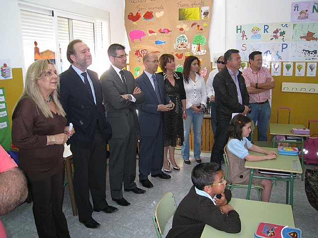 El consejero de Educación visita las obras de los nuevos colegios de Torre Pacheco y Roldán - 2, Foto 2