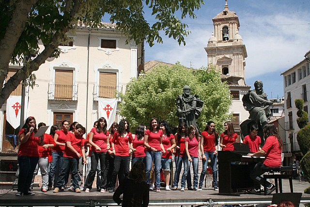 Unos 600 jóvenes actúan en Caravaca en el encuentro de coros del Programa Cantemus - 1, Foto 1