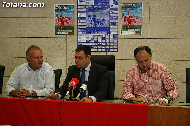 El estadio municipal Juan Cayuela acogerá el IX Torneo de Fútbol Infantil Ciudad de Totana, Foto 1