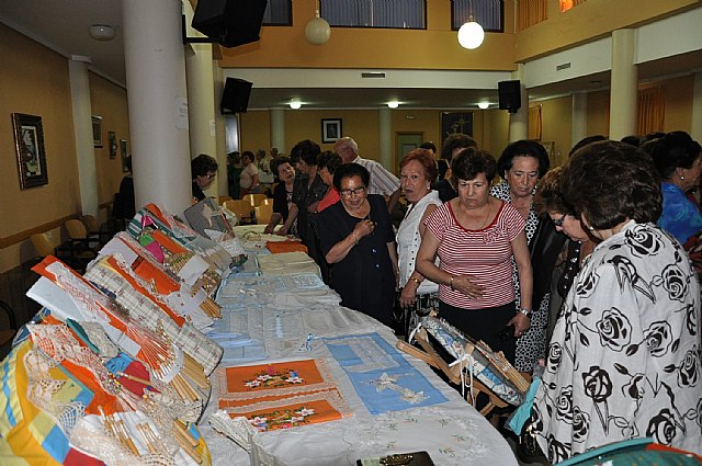 Clausura de los talleres de gerontogimnasia, yoga, pintura y bolillos del Centro de Mayores - 3, Foto 3