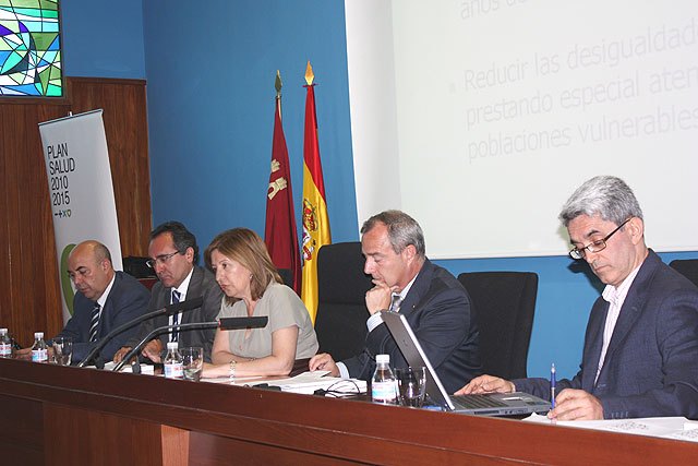 El Gobierno regional implica a la población murciana a través de la prevención en el nuevo Plan de Salud 2010-2015 - 1, Foto 1