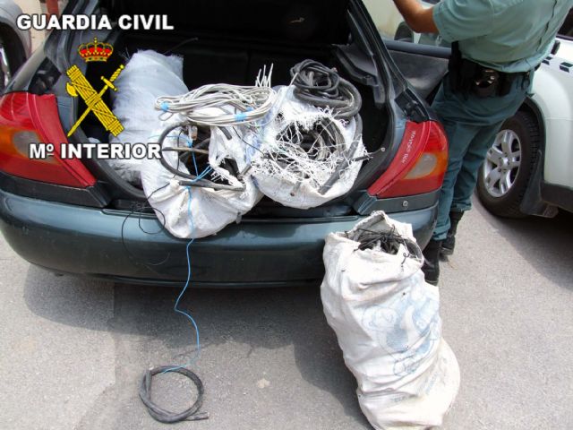 La Guardia Civil detiene a dos personas in fraganti por la sustracción de cableado eléctrico - 1, Foto 1