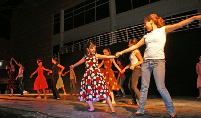 Puerto Lumbreras celebra el Festival de Danza 'Academia Piqué' con cerca de un millar de asistentes - 3, Foto 3