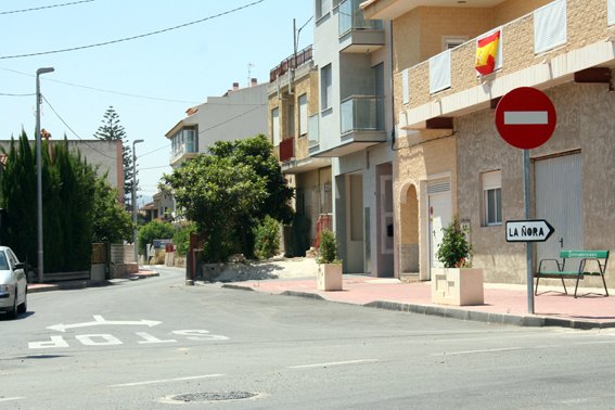 Vecinos y comerciantes de Rincón de Beniscornia exigen a Cámara una solución inmediata a los problemas de tráfico en su pedanía - 1, Foto 1