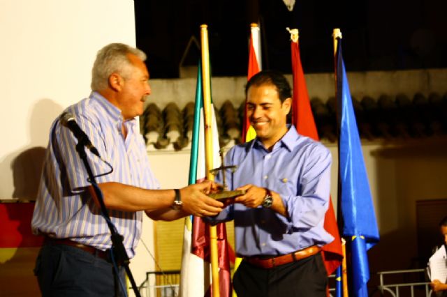 El ayuntamiento homenajea al preparador físico de la selección, Javier Miñano - 2, Foto 2