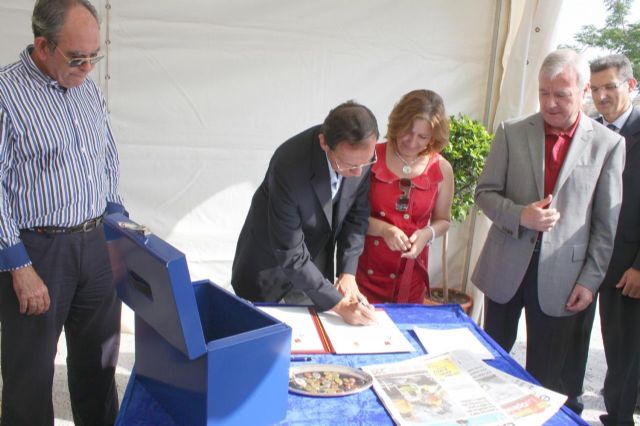 La construcción del centro de salud garantiza una mejor asistencia sanitaria a los vecinos de Santiago El Mayor - 2, Foto 2