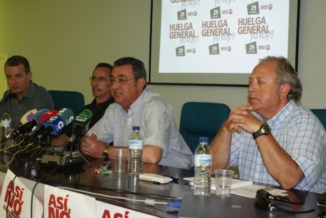 Los secretarios de acción sindical de UGT y CCOO han visitado hoy la Región de Murcia - 2, Foto 2