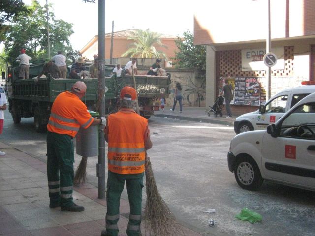 La Concejalía de Limpieza Viaria recoge casi 49 toneladas de basura tras la Romería - 1, Foto 1