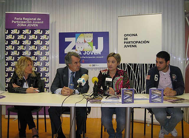 La XI Feria Zona Joven reúne en Caravaca de la Cruz a un centenar de asociaciones de toda la Región - 1, Foto 1