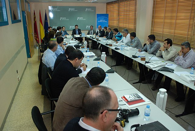 16 empresarios turcos hortofrutícolas visitan la Región para conocer la experiencia en el ámbito de tecnología agrícola y de la alimentación - 1, Foto 1