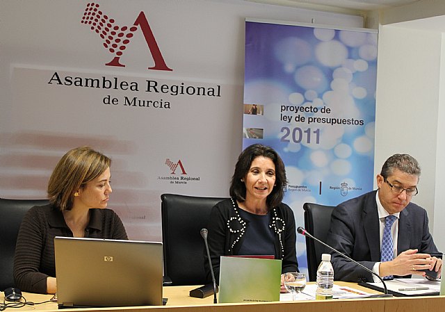 García presenta en la Asamblea Regional unos presupuestos marcados por la austeridad, el rigor y la solvencia - 2, Foto 2