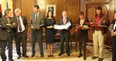 Garca presenta en la Asamblea Regional unos presupuestos marcados por la 'austeridad, el rigor y la solvencia'