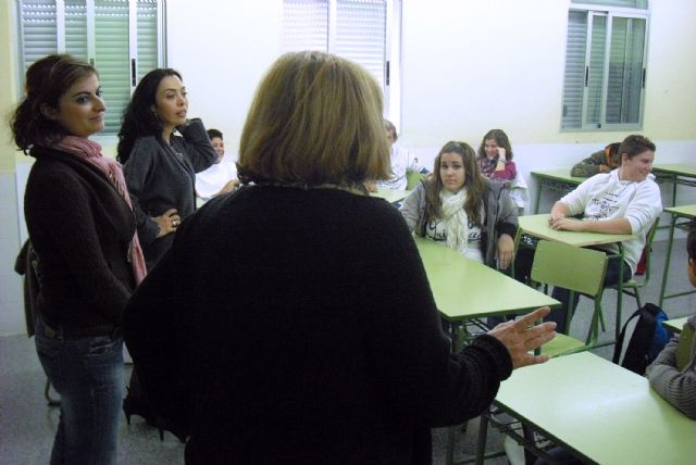 Los alumnos del IES Romano García de Lorquí trabajan por la igualdad - 3, Foto 3